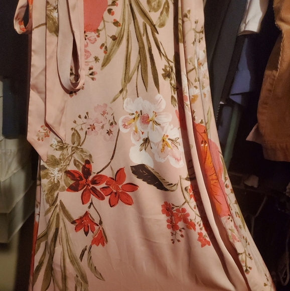 Long (floor length) Prom/guest of wedding/special event Pink&Red flowerball gown - Picture 3 of 4